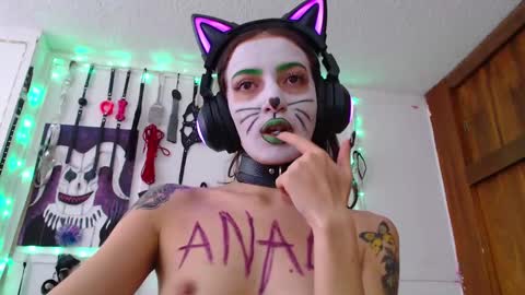 Chelsea  Please help me to reach 100 thumbs up online show from March 9, 6:54 pm