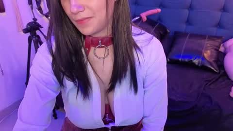 Snapshot of elowen_halley1 chatting on October 3, 11:02 pm elowen_halley1 online show from October 3, 11:02 pm
