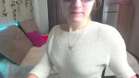 Snapshot of elsa_hot_here chatting on February 8, 4:03 am Elsa online show from February 8, 4:03 am