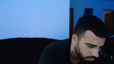 Snapshot of elturrodelsexo chatting on September 17, 9:18 pm elturrodelsexo online show from September 17, 9:18 pm