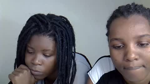 flo online show from November 3, 10:38 am