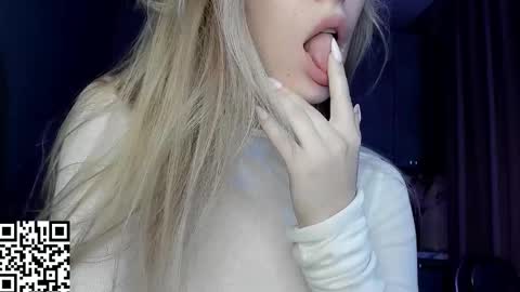 Elysia online show from October 12, 12:03 am