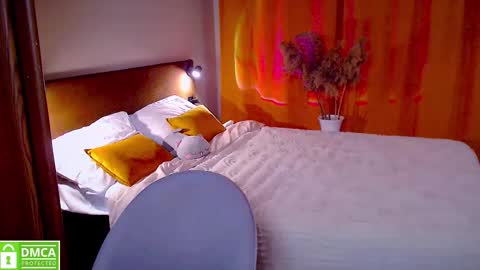 elza_rose online show from October 19, 6:56 pm