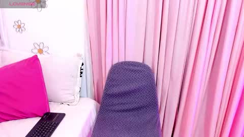 A N D R E A online show from February 13, 4:32 pm