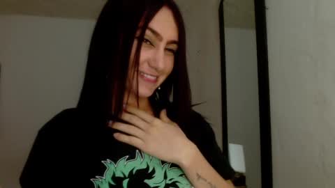 ember57607 online show from February 2, 12:46 pm