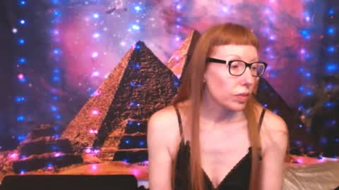 Snapshot of ember_starleena chatting on February 20, 8:03 pm Ember Starleena online show from February 20, 8:03 pm