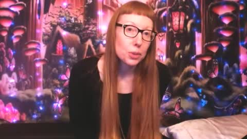 Snapshot of ember_starleena chatting on February 13, 5:44 pm Ember Starleena online show from February 13, 5:44 pm