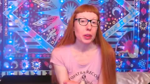 Snapshot of ember_starleena chatting on February 26, 3:21 pm Ember Starleena online show from February 26, 3:21 pm
