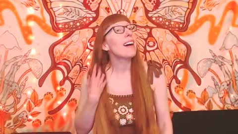 Snapshot of ember_starleena chatting on October 7, 2:57 pm Ember Starleena online show from October 7, 2:57 pm