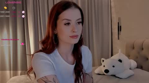Snapshot of emelilove chatting on October 24, 5:41 am Emeli online show from October 24, 5:41 am