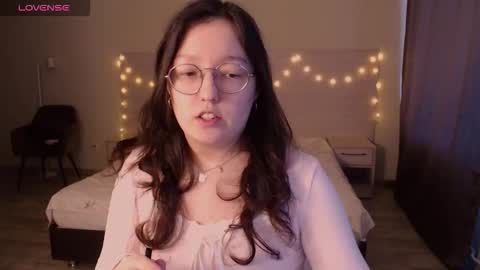 Emi online show from March 15, 1:25 pm