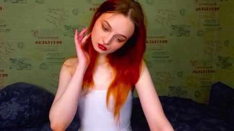 Emi online show from February 14, 11:29 pm