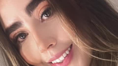 emi_royse online show from September 13, 5:15 pm