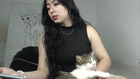 Antonella  online show from November 22, 11:35 pm