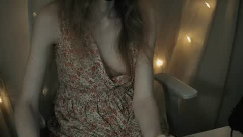 emiblossom online show from July 23, 11:13 pm