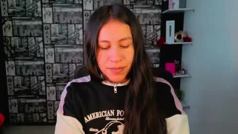 Emilia Gomez online show from June 21, 2:34 pm