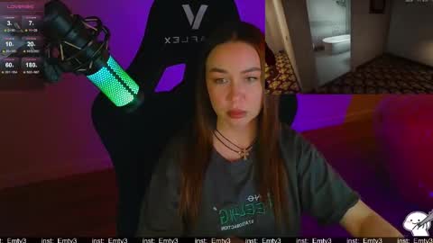 Emili online show from March 29, 10:39 am