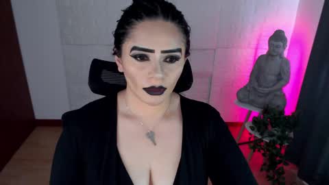 POWERFULL GODDESS EMILI online show from September 10, 7:04 pm