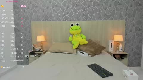 Emili Lenus online show from February 25, 11:21 am