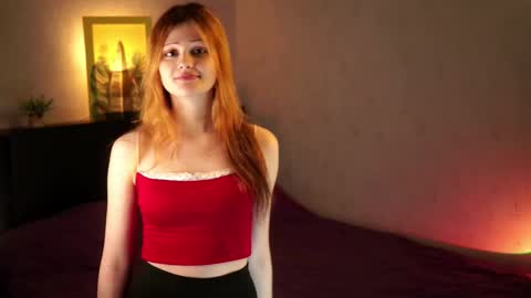 Emilia online show from December 3, 9:59 pm