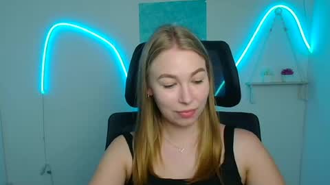 Emilia online show from July 9, 5:55 am