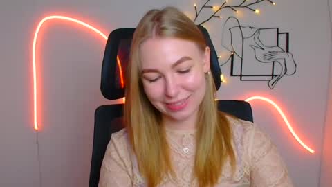 Emilia online show from July 23, 5:49 am