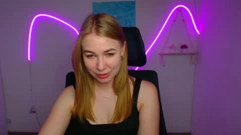 Emilia online show from June 19, 11:38 am