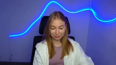 Emilia online show from September 24, 5:36 am