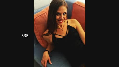 Emilia Bedy online show from April 15, 9:23 am