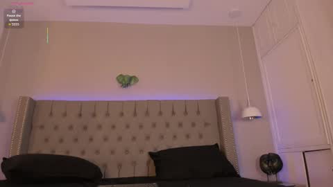 emiliana_rios online show from November 14, 5:31 am