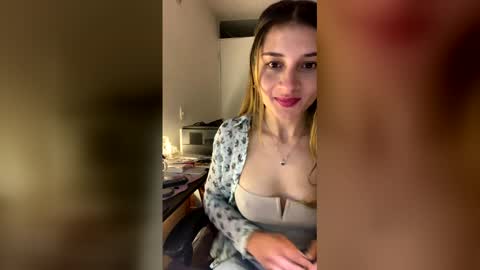 Emilie online show from February 20, 11:18 pm