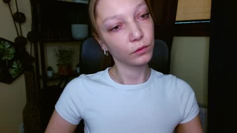 Emilly online show from March 7, 7:30 am