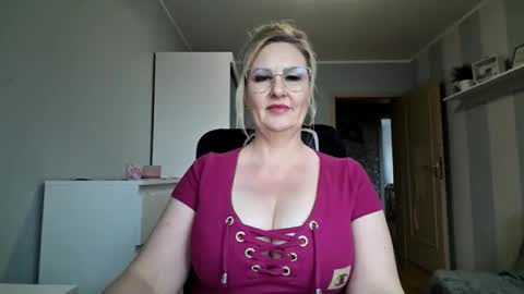 EmillyLove online show from March 14, 2:54 pm
