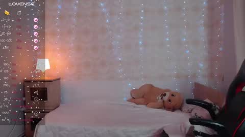 EMY online show from January 6, 11:31 pm