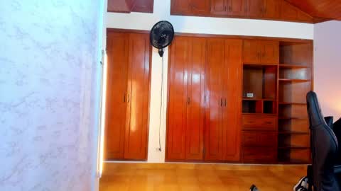 Emily and Soffy online show from April 14, 12:19 pm