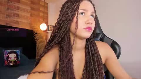emily_brown04 online show from October 10, 11:38 am