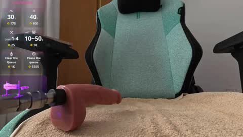 Snapshot of emily_jayreal chatting on October 21, 11:48 am Emily online show from October 21, 11:48 am