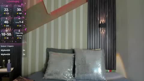 Emily online show from February 19, 9:52 am