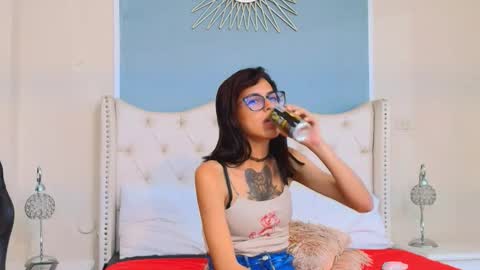 Emily online show from November 15, 11:28 pm