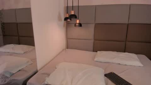 emily_luve online show from November 14, 8:22 pm