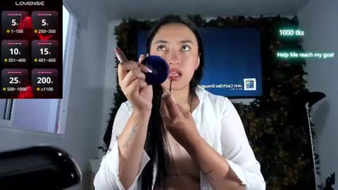 emily_palmeer online show from July 26, 11:41 am