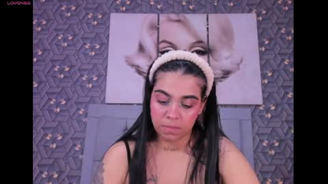 Emily online show from April 18, 2:35 am