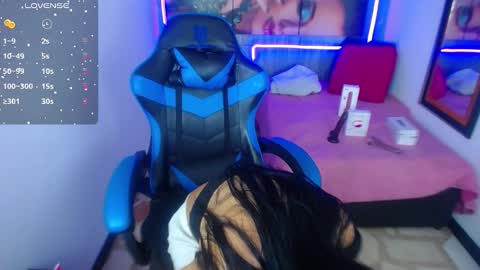       online show from March 11, 12:06 pm