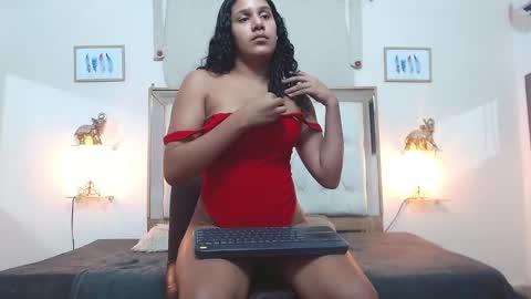 emily_russell_ online show from September 21, 6:06 am