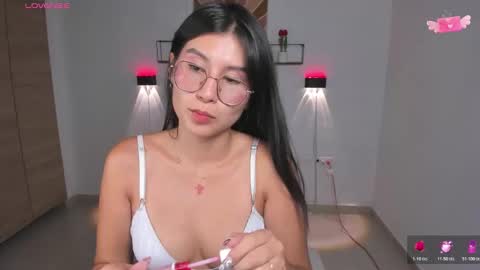 Emi online show from October 26, 12:11 am