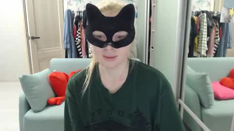 Emily online show from March 29, 7:15 pm