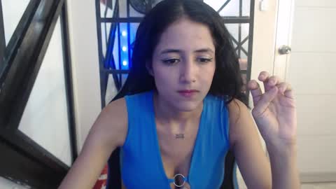 Snapshot of emily_zc1 chatting on October 10, 7:19 pm EMILY  online show from October 10, 7:19 pm