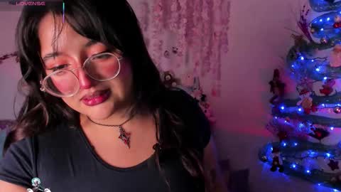 Emily online show from December 5, 6:34 am