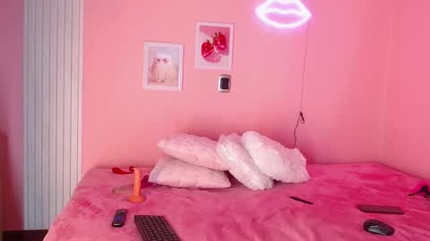 Emily online show from March 5, 2:53 am