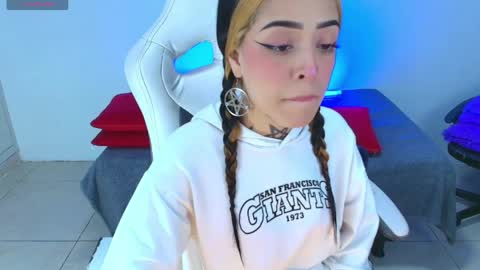 fari online show from April 19, 10:12 pm